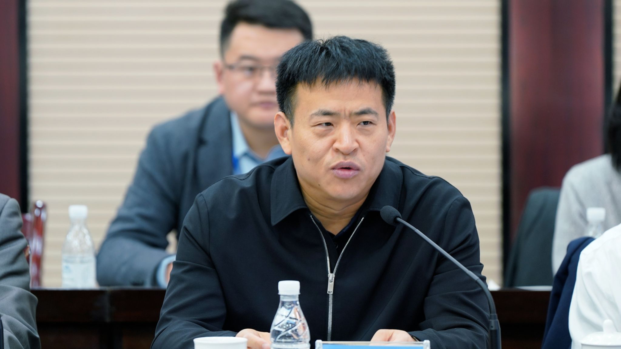 江河發(fā)言.jpg