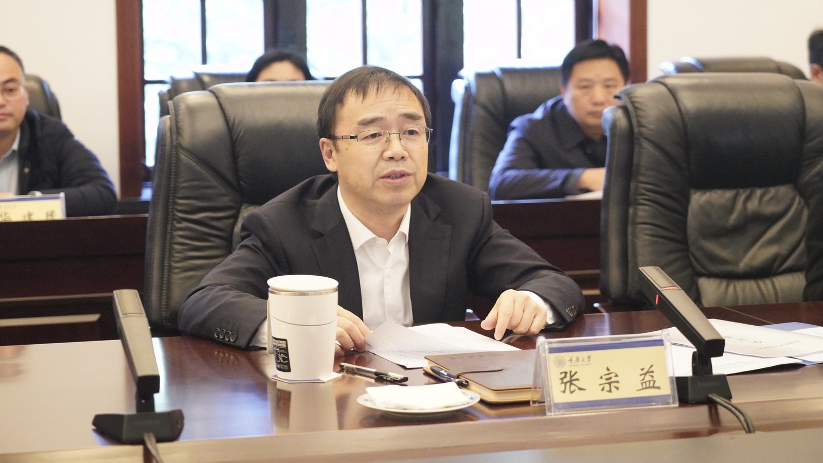 張校長(zhǎng).jpg
