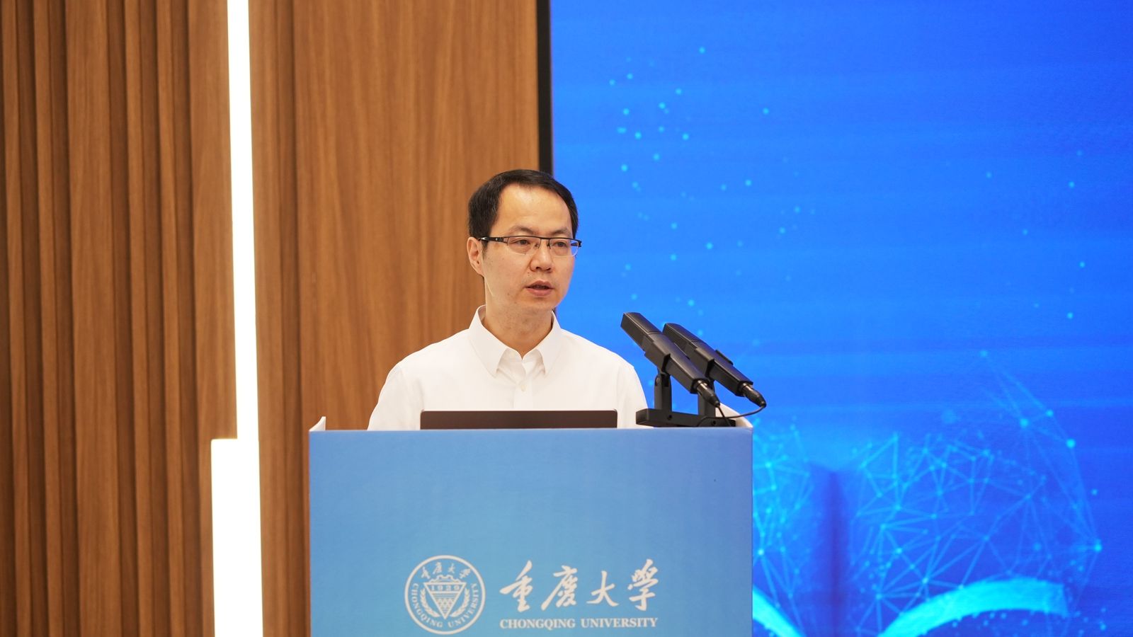 2.李劍_副本1.jpg