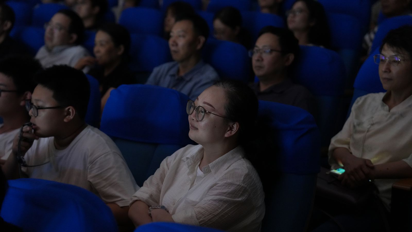 12-2024年6月首次走出重大在西南大學演出1_副本.jpg