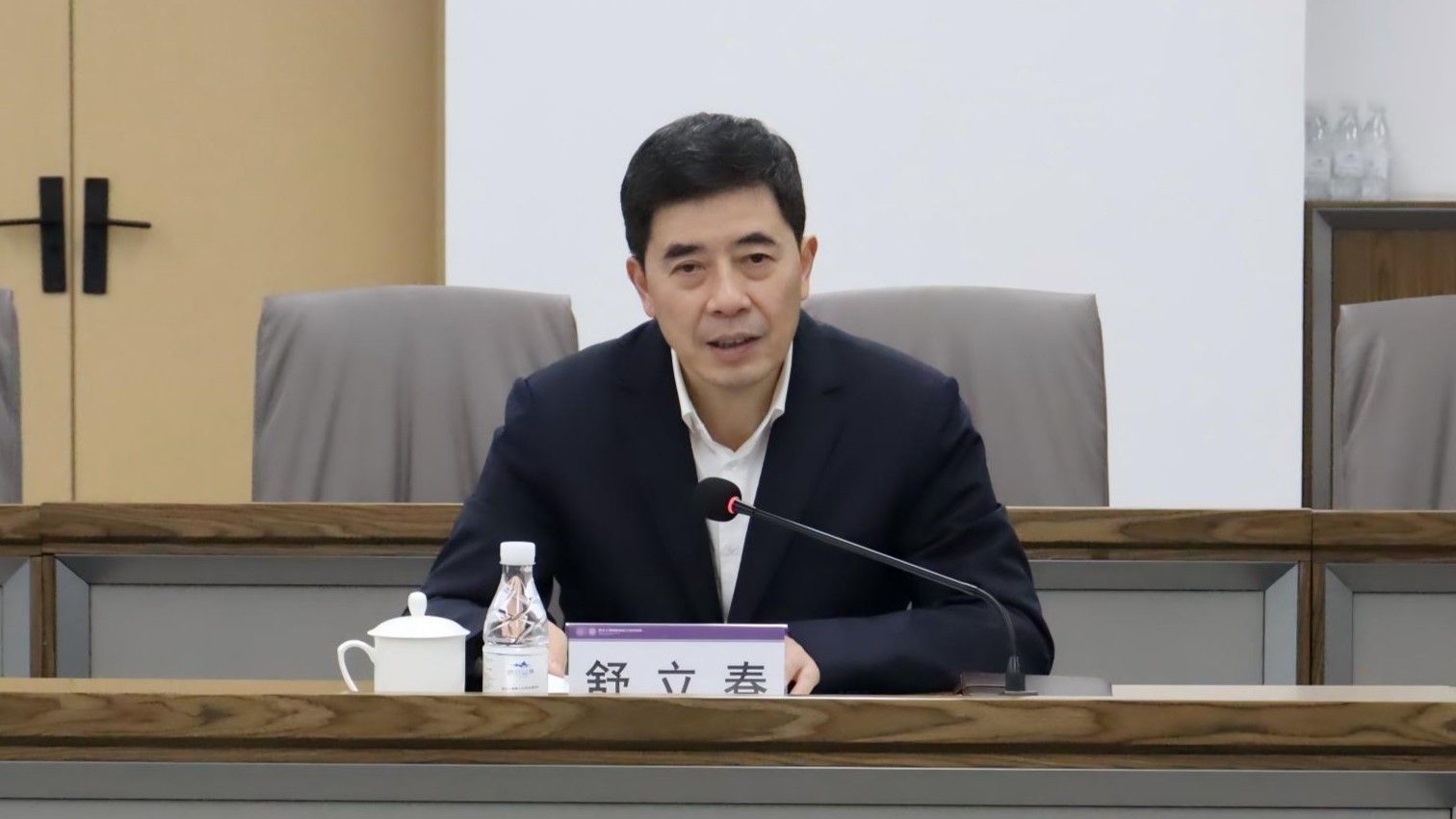 特寫裁剪后1.jpg